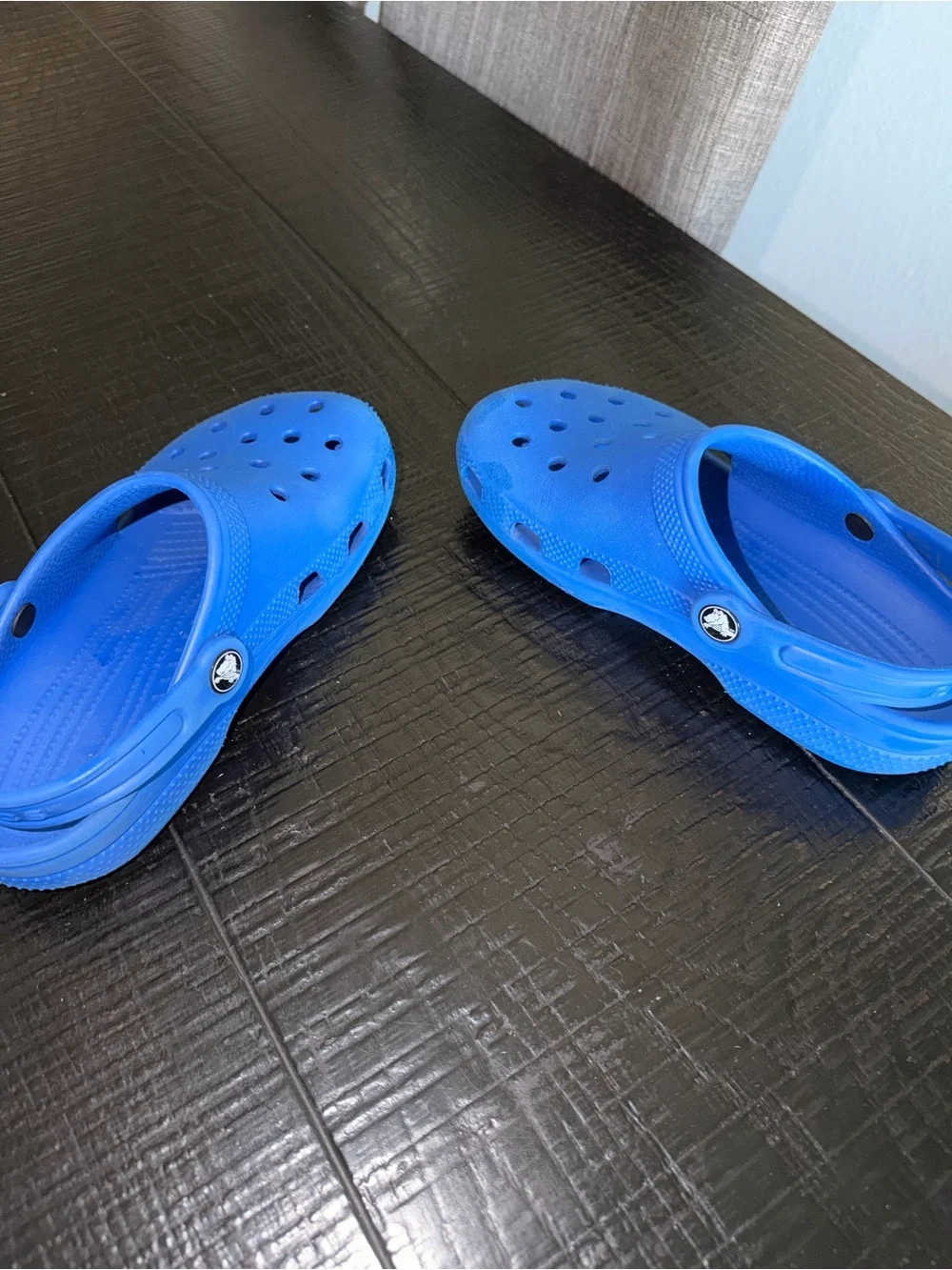 CROCS Kids Classic Clog in Bright Blue
